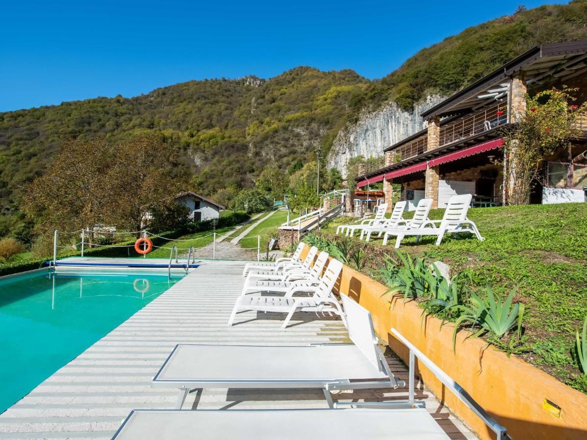 In A Green And Relaxing Atmosphere With Pool And Stunning Lake View Marone Exterior foto