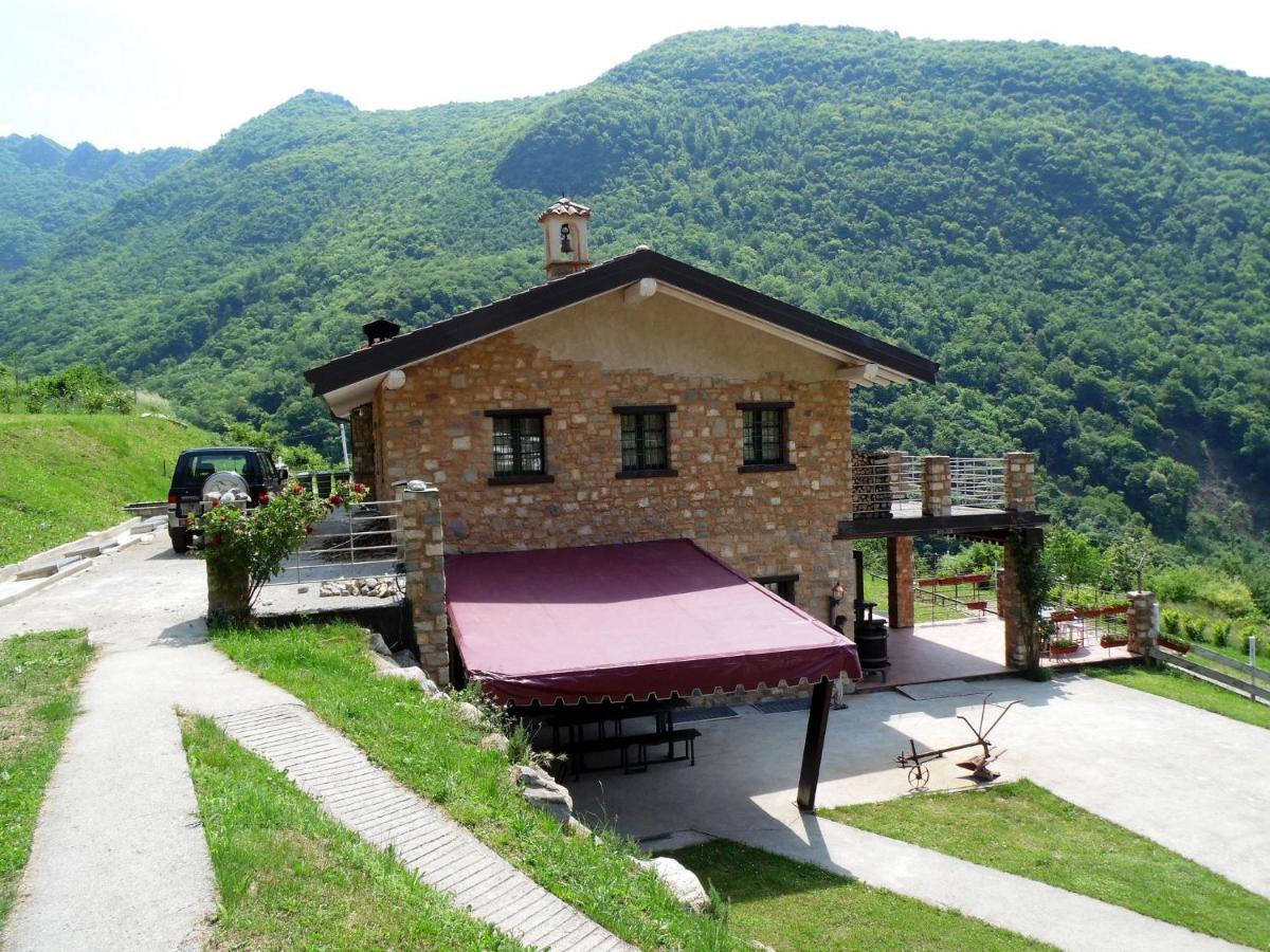 In A Green And Relaxing Atmosphere With Pool And Stunning Lake View Marone Exterior foto